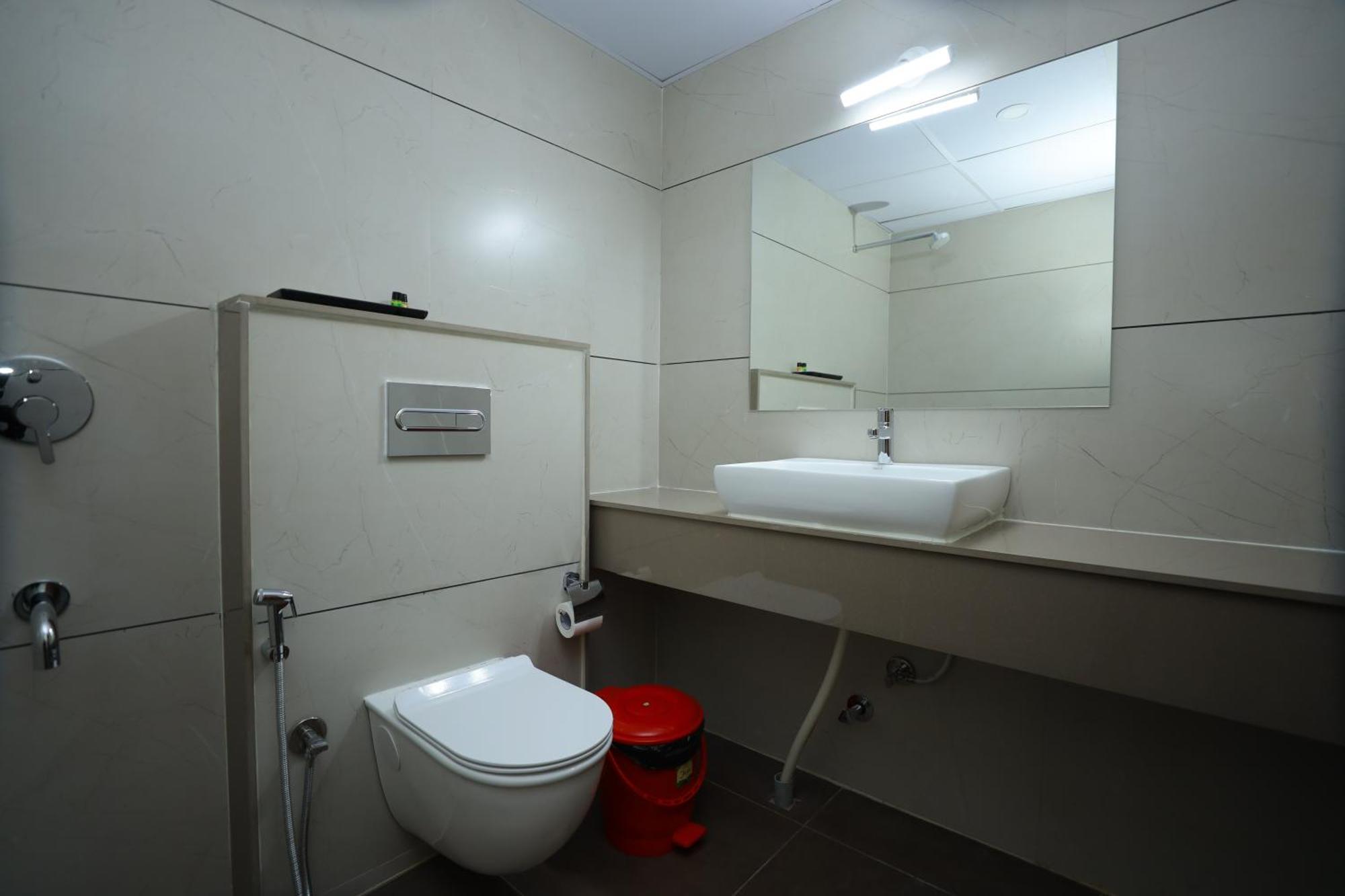 Silverkey Hotel Yelahanka Bangalore Eksteriør bilde